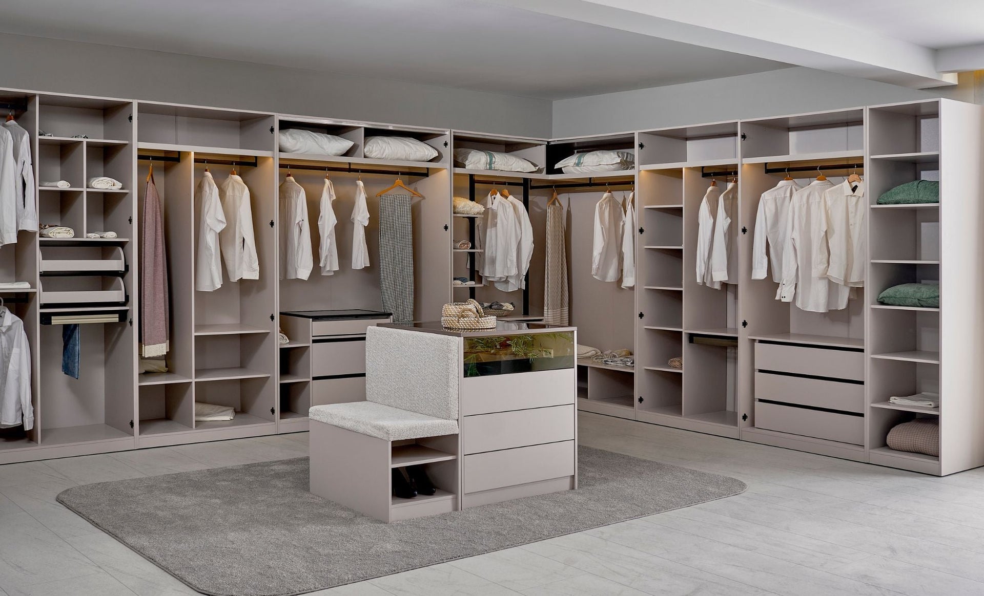 Модулни гардероби: точният наръчник за размери и вътрешна организация (2025)