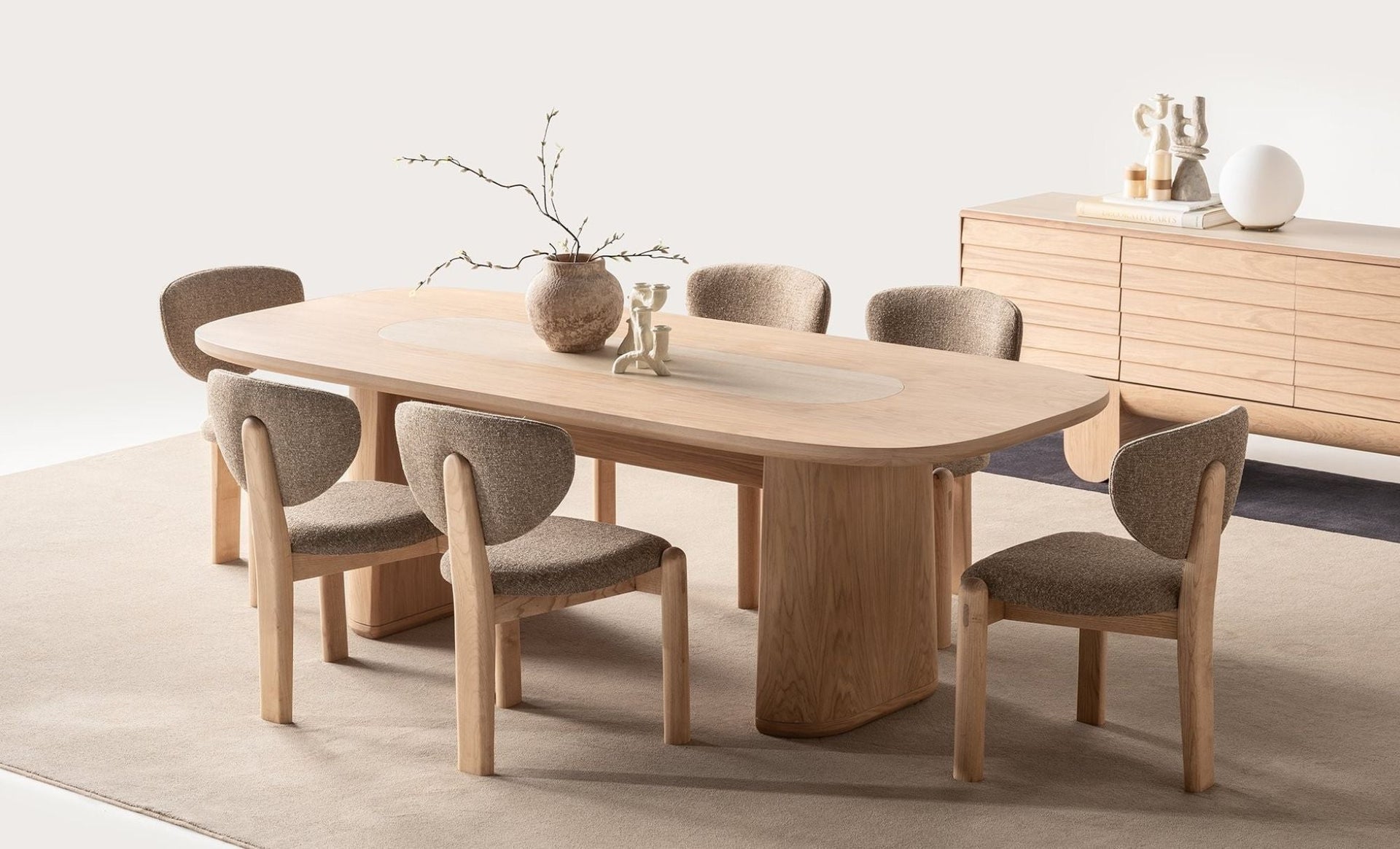 Размери на трапезните маси: точният наръчник за 4, 6, 8 и 10 места (2025)