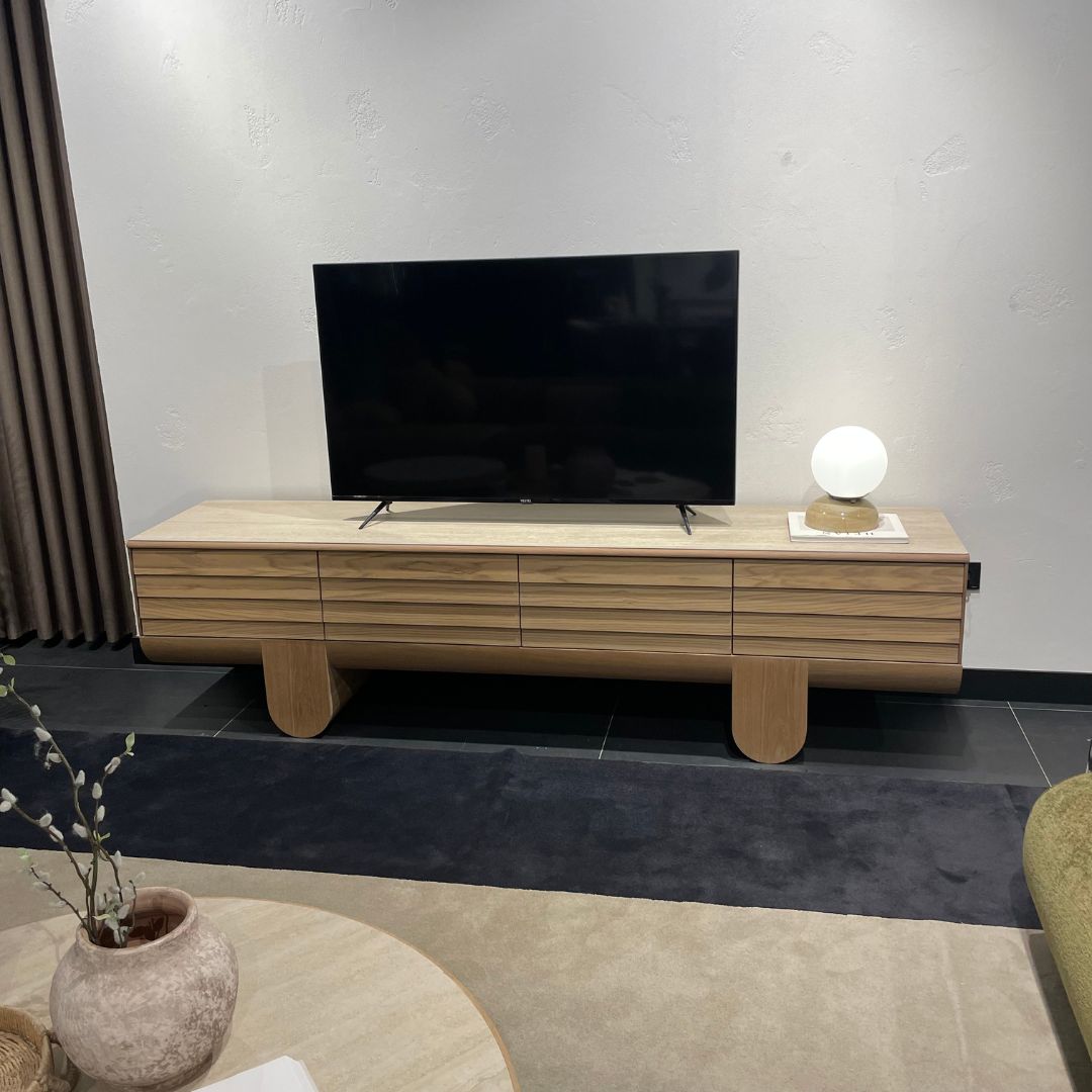 ТВ секция Lumo