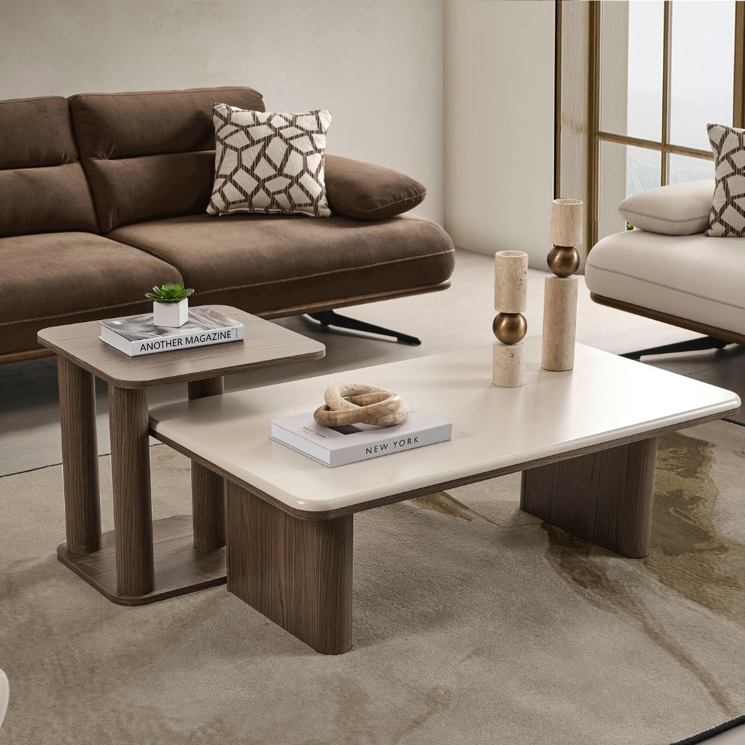 Холна маса Liva – фронтален изглед с правоъгълен плот и заоблени ъгли.