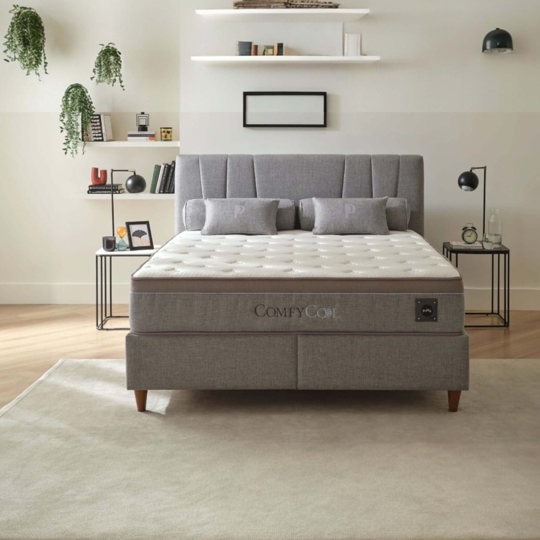 Табла на легло с включен матрак Comfy Cool – вертикален дизайн и сива тапицерия