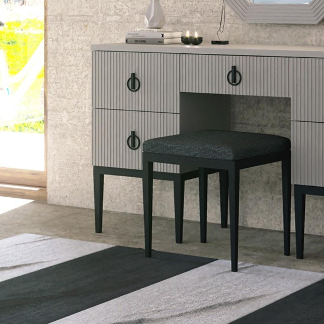 Тоалетка с огледало Defne - Modern Furniture
