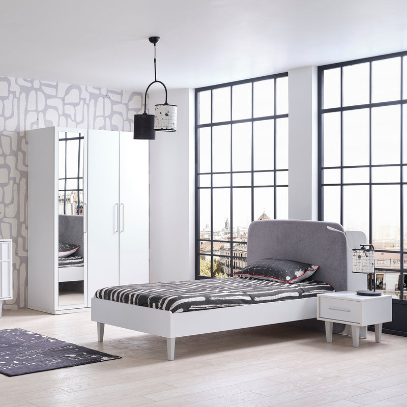 Тийн стая Likya