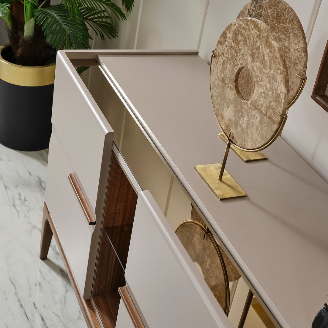 Бюфет Nova – близък план на горния плот и финото изпълнение.