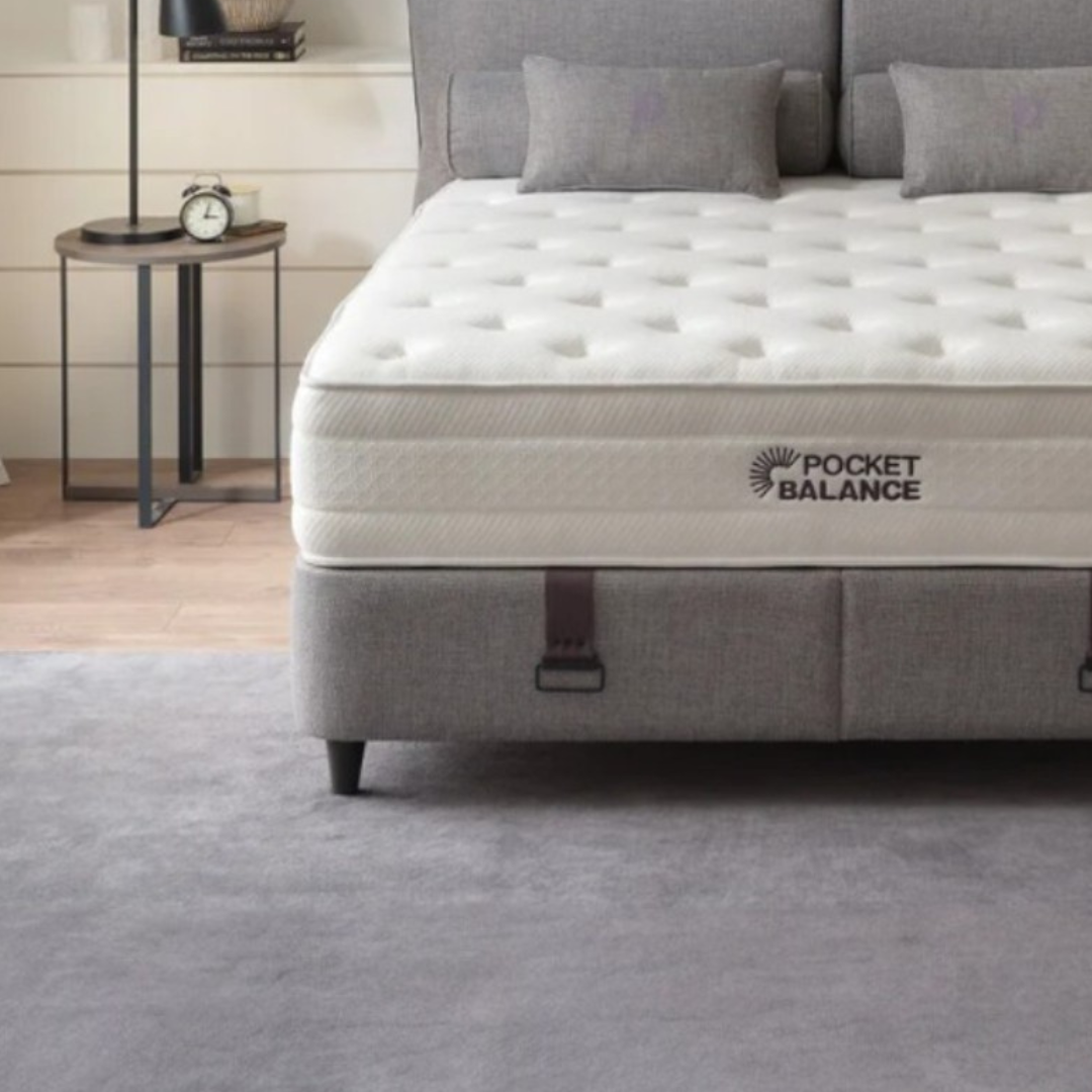 Профилен изглед на легло Puffy Pocket Balance – матрак, основа и табла