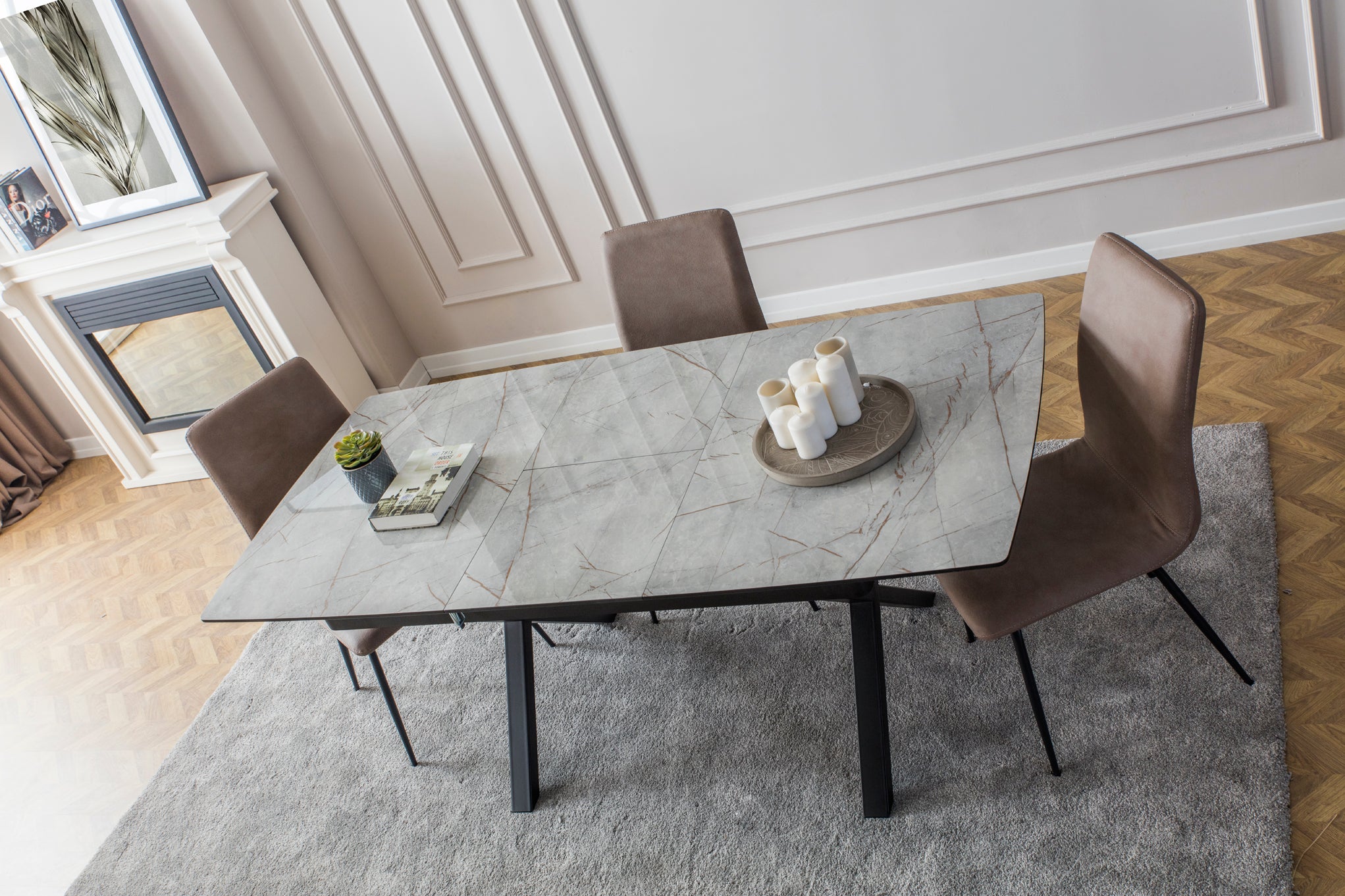 Трапезна маса Apple