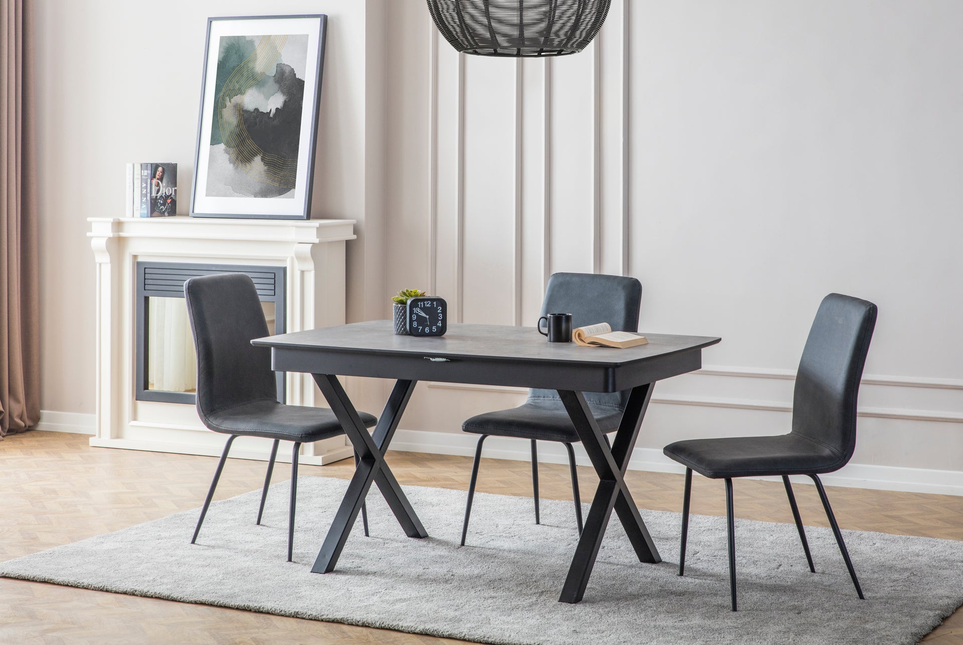 Трапезна маса Apple