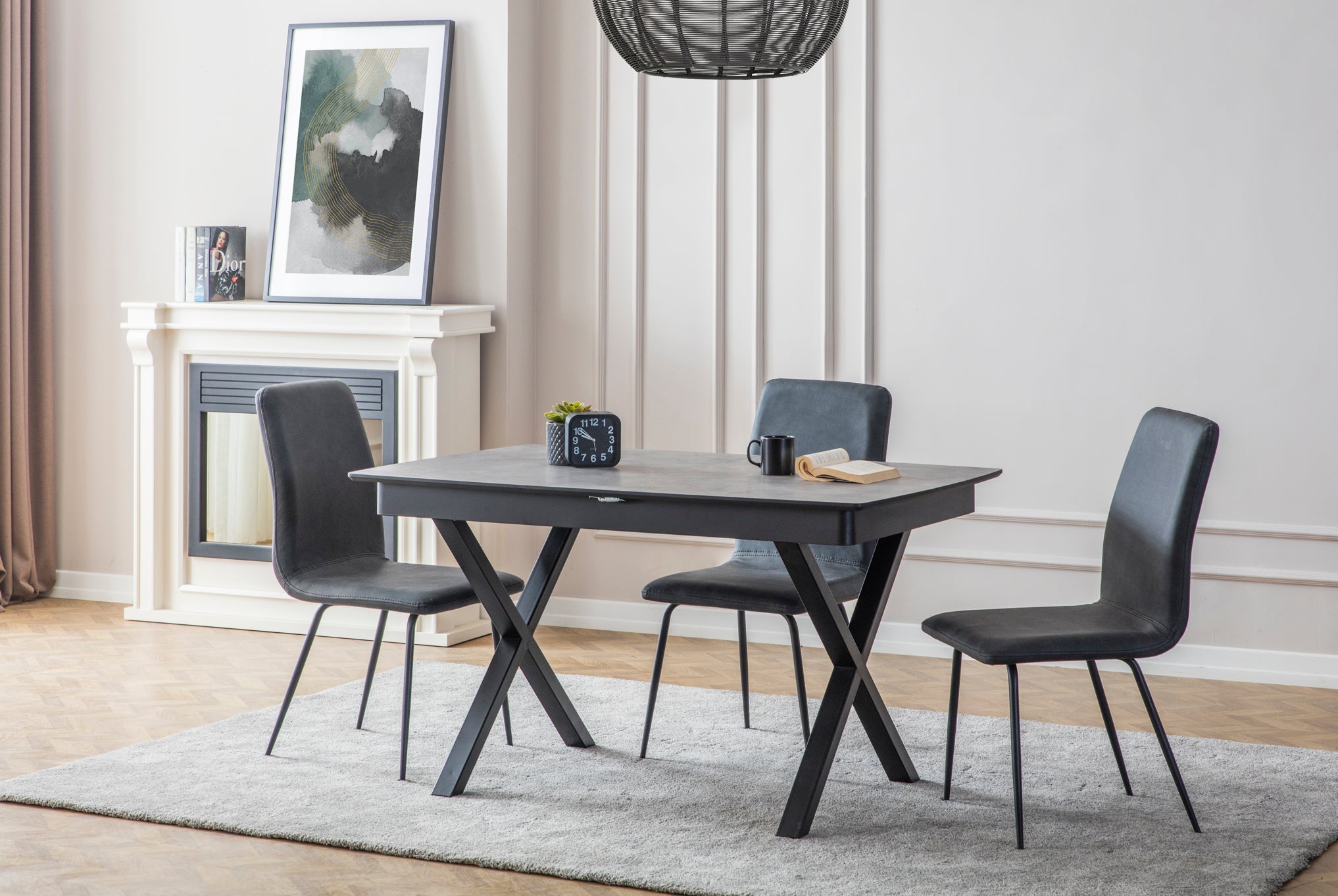 Трапезна маса Apple