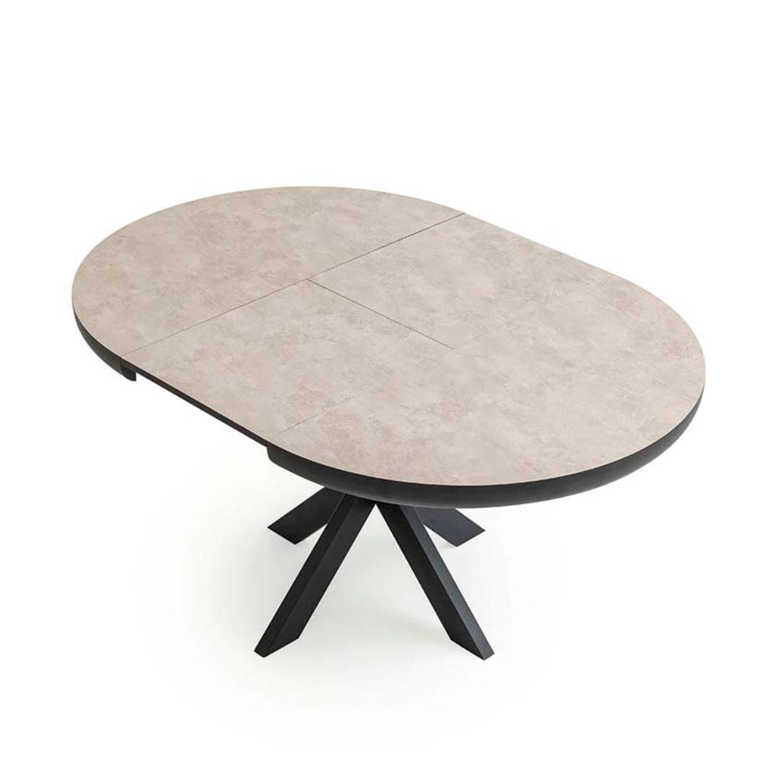 Близък план на плота Light Beton HPL на маса Spider, показващ текстурата и модерната бетонна визия. 