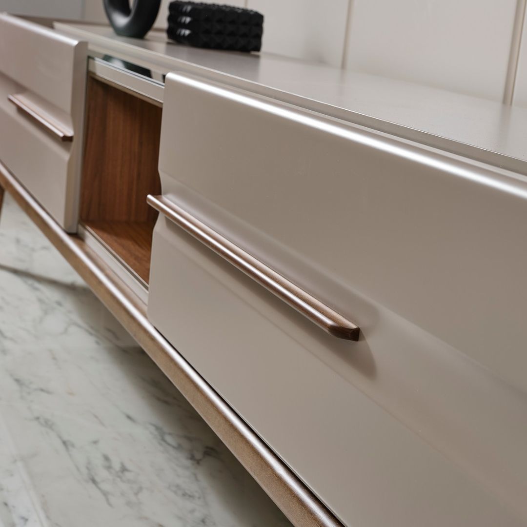 ТВ секция Nova