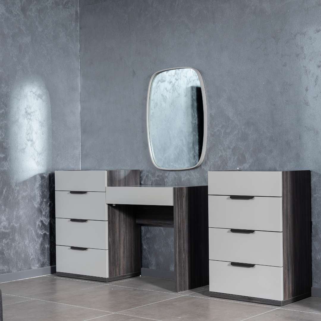 Тоалетка с огледало Adessa - Modern Furniture
