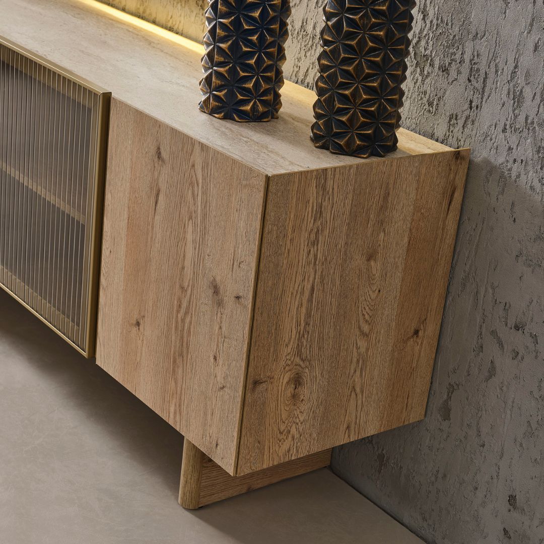 Огледало Anka – правоъгълно огледало, комбинирано с бюфета.