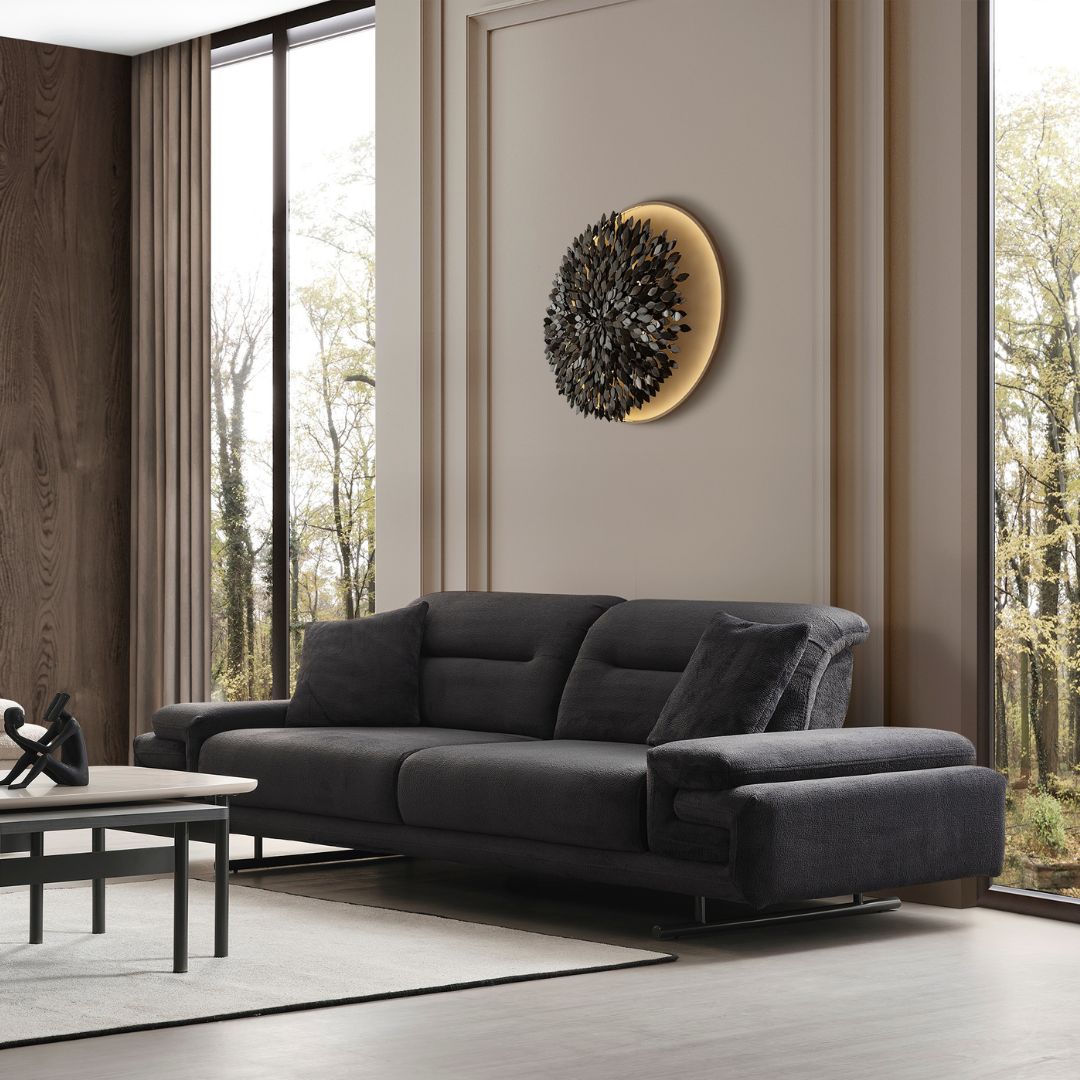 Диван Stella – детайл на шева и финото изпълнение.