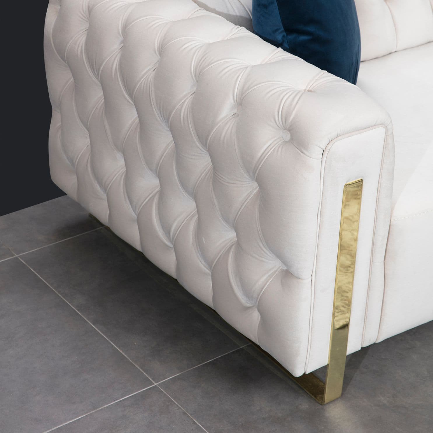 Прав диван с ел. ф-я сън  Diesel - Modern Furniture
