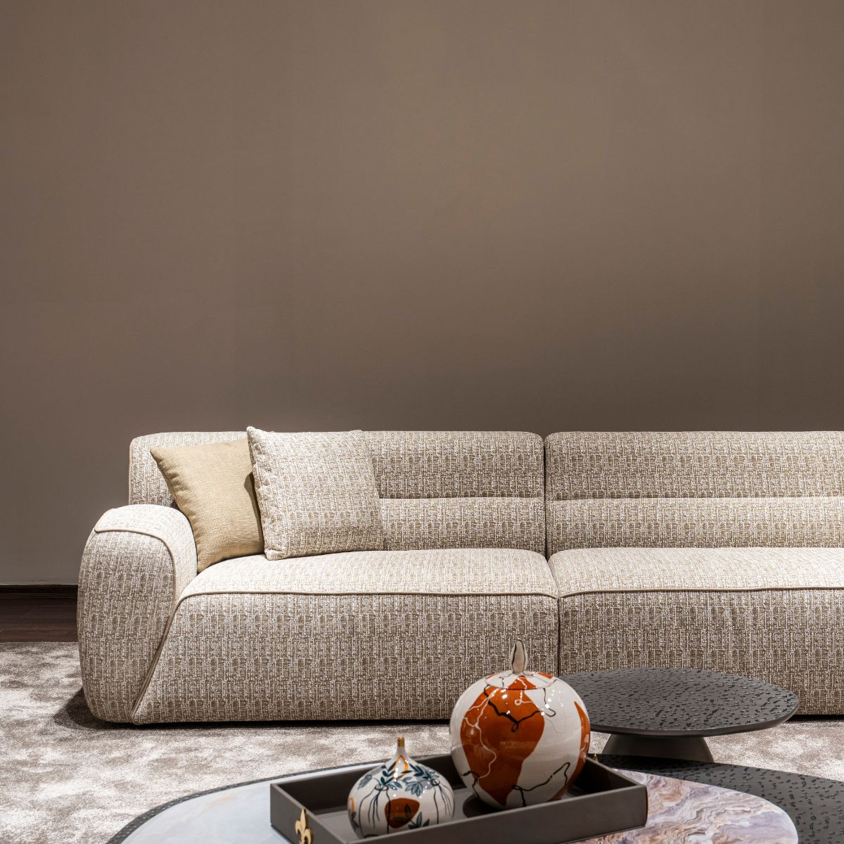 Avida – детайл на подлакътника и шевовете.