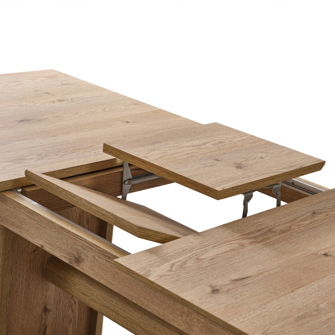 Детайл на разтегателния механизъм на Anka с извадена добавка. Показва практичното решение за повече места при гости.