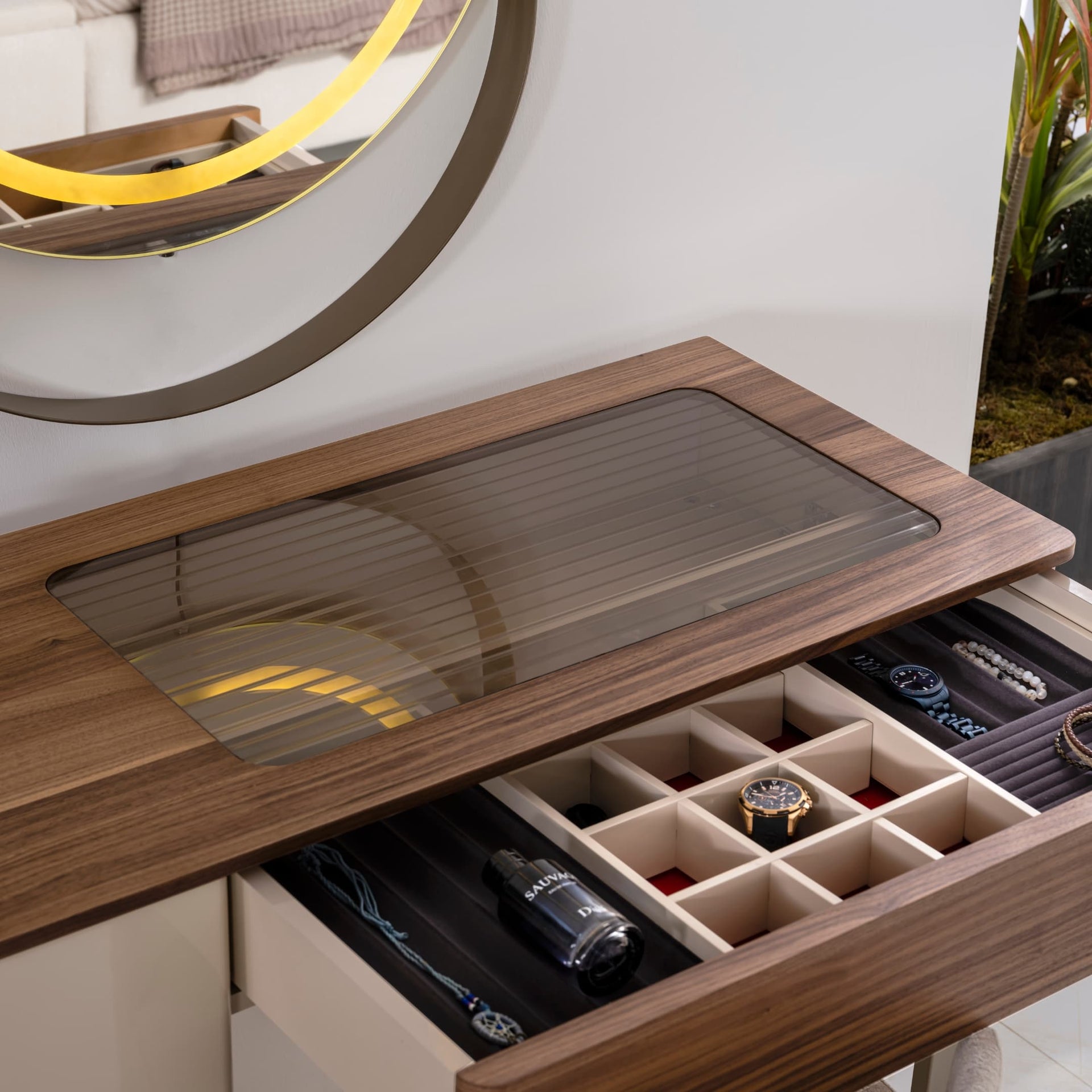 Тоалетка с огледало Bagdat