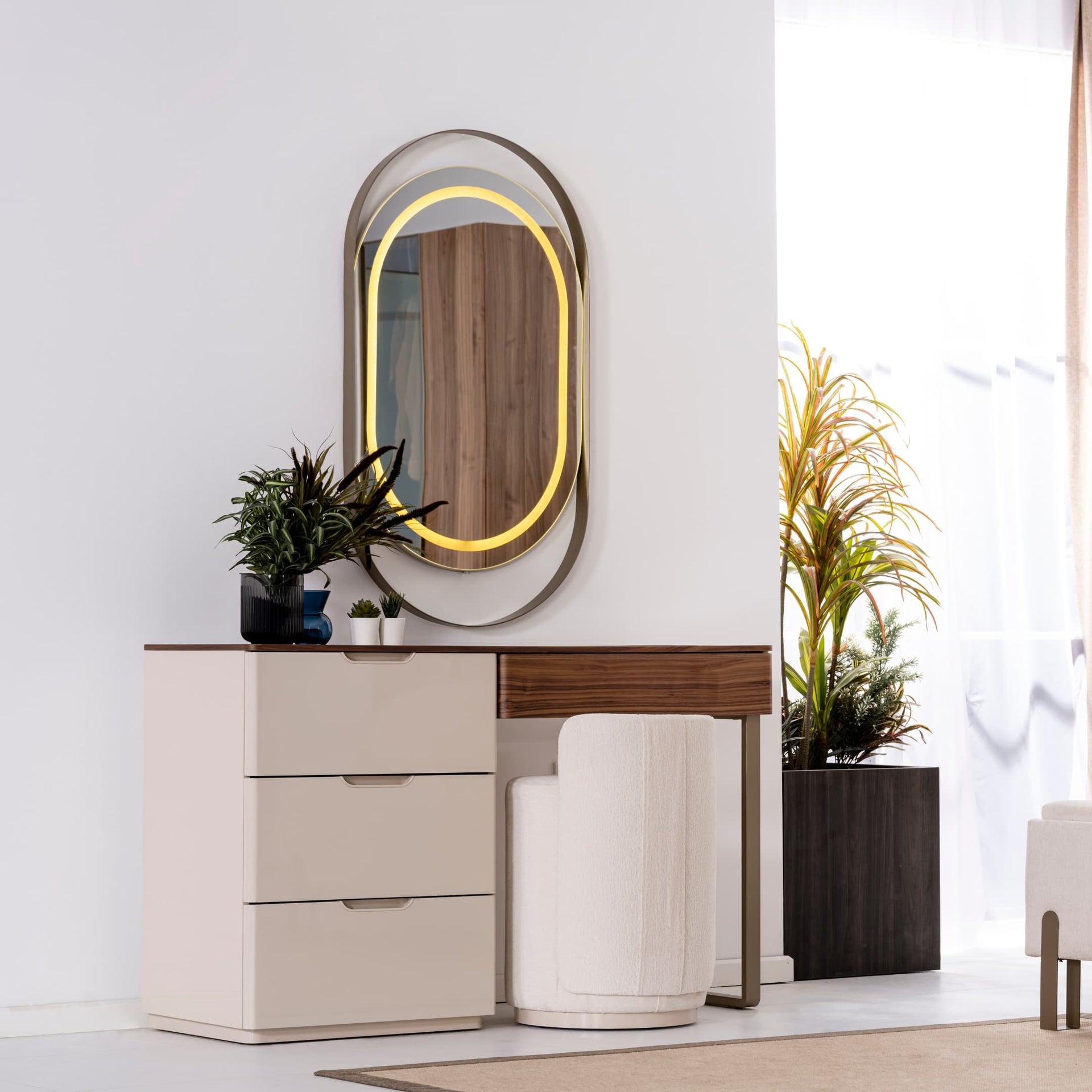 Тоалетка с огледало Bagdat