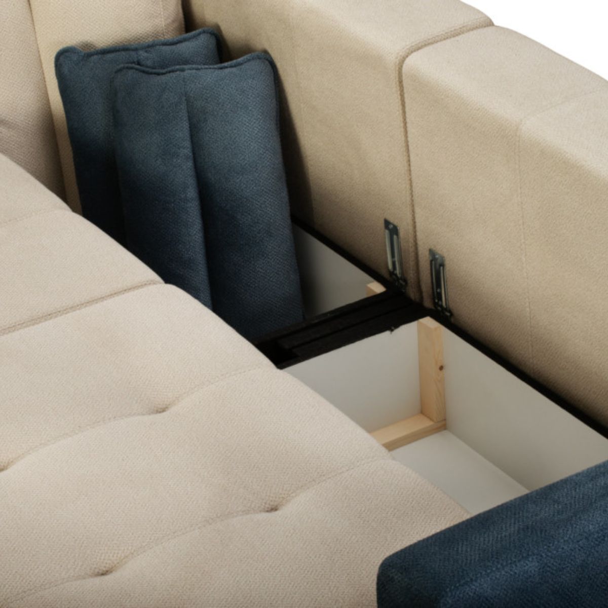 Триместен диван Novela малък размер с функция сън за двама за ежедневан употреба.