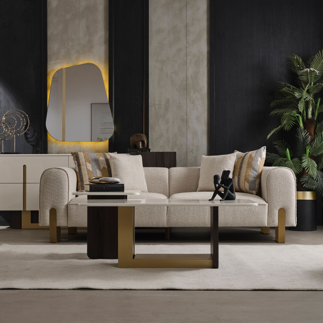 Диван Pedro – фронтален изглед на прав модерен силует.