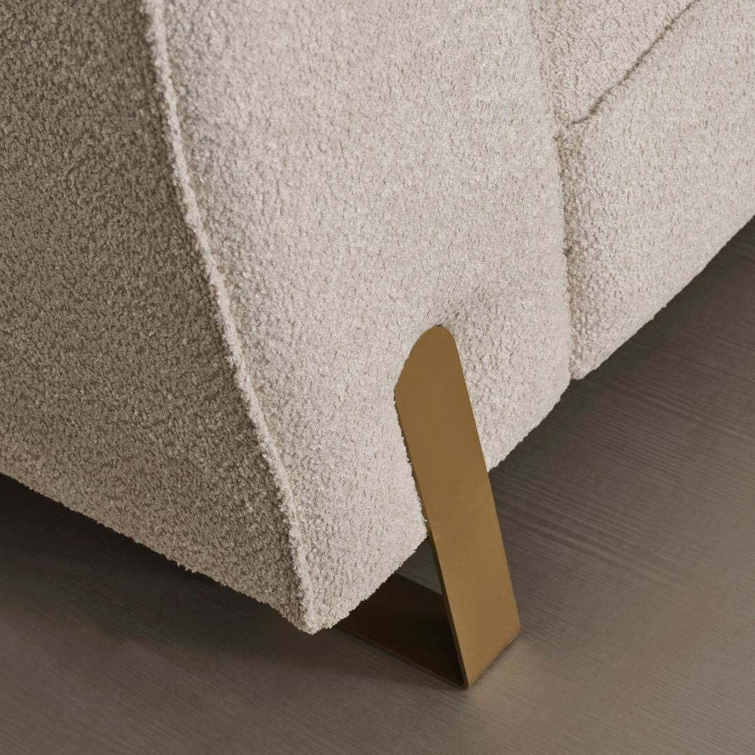 Диван Pedro – близък план на седалката и облегалката.