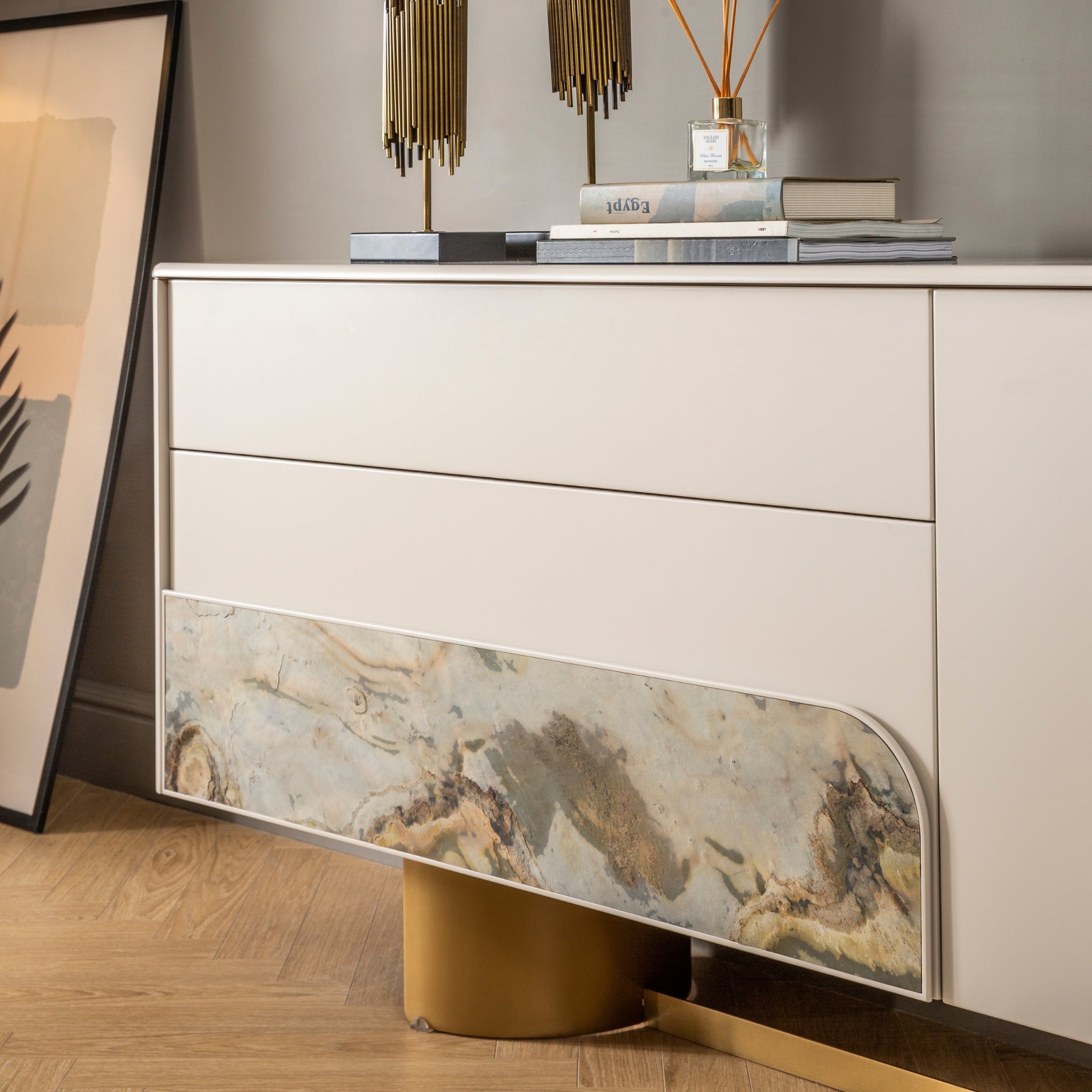 Бюфет с огледало Piedra