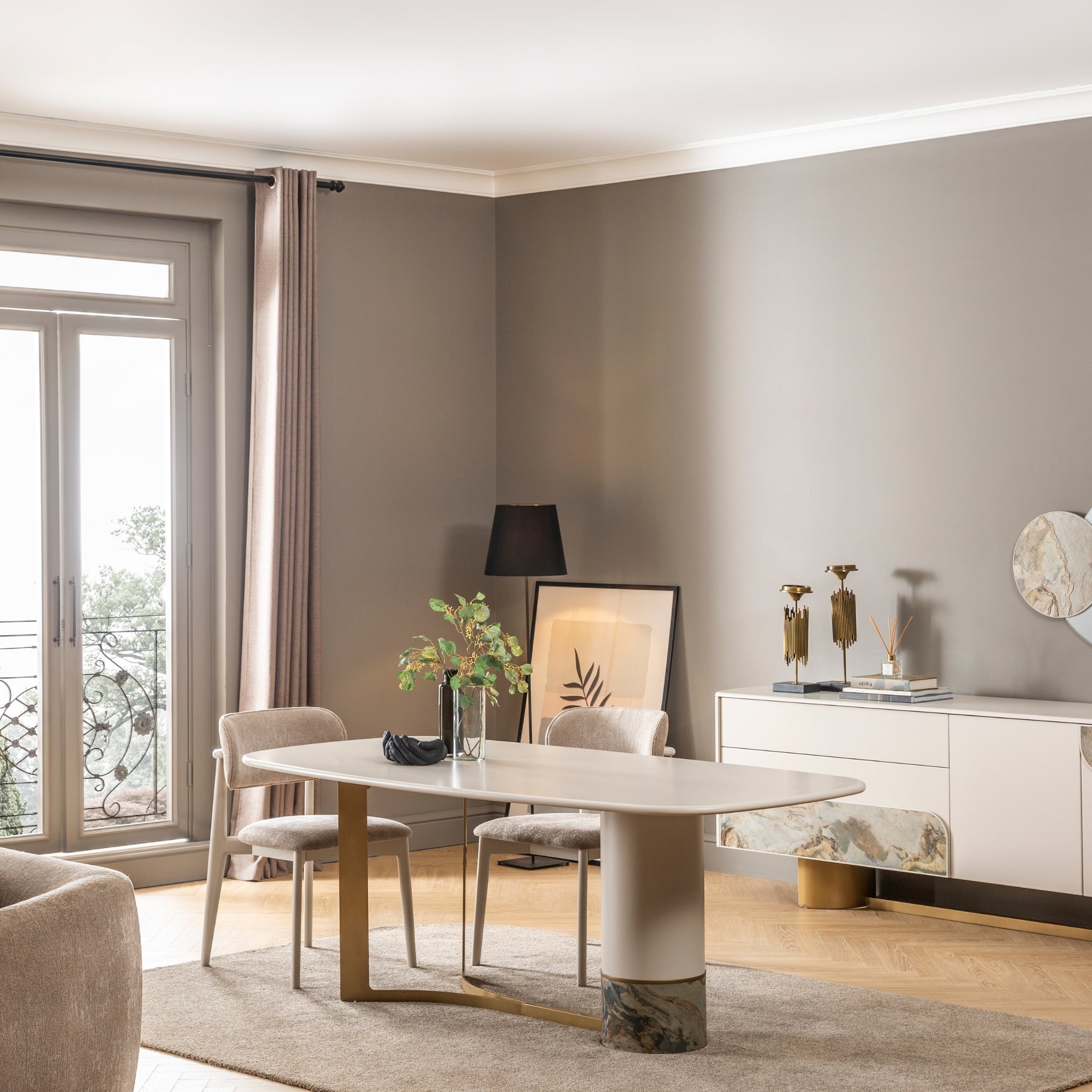 Трапезна маса Piedra