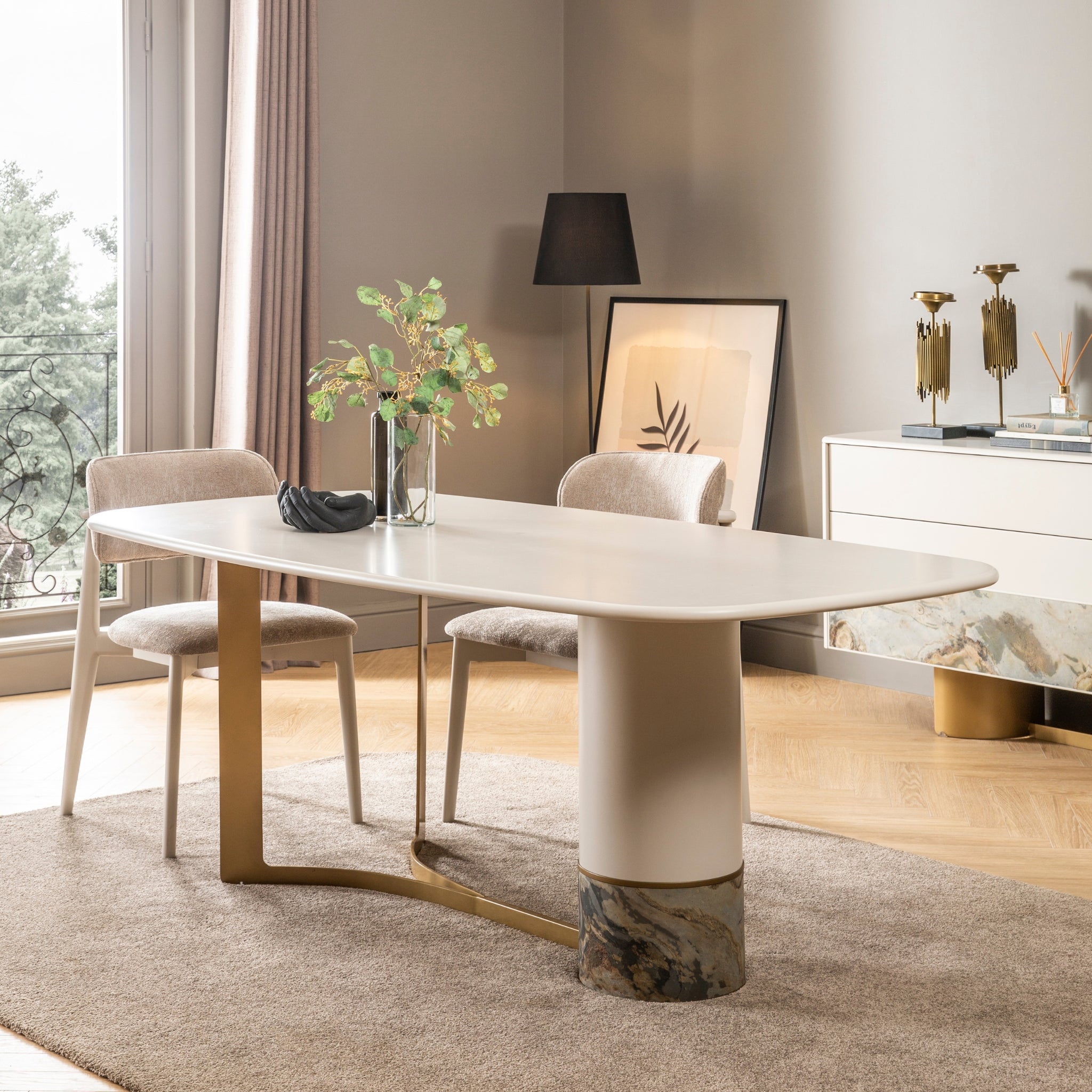 Трапезна маса Piedra