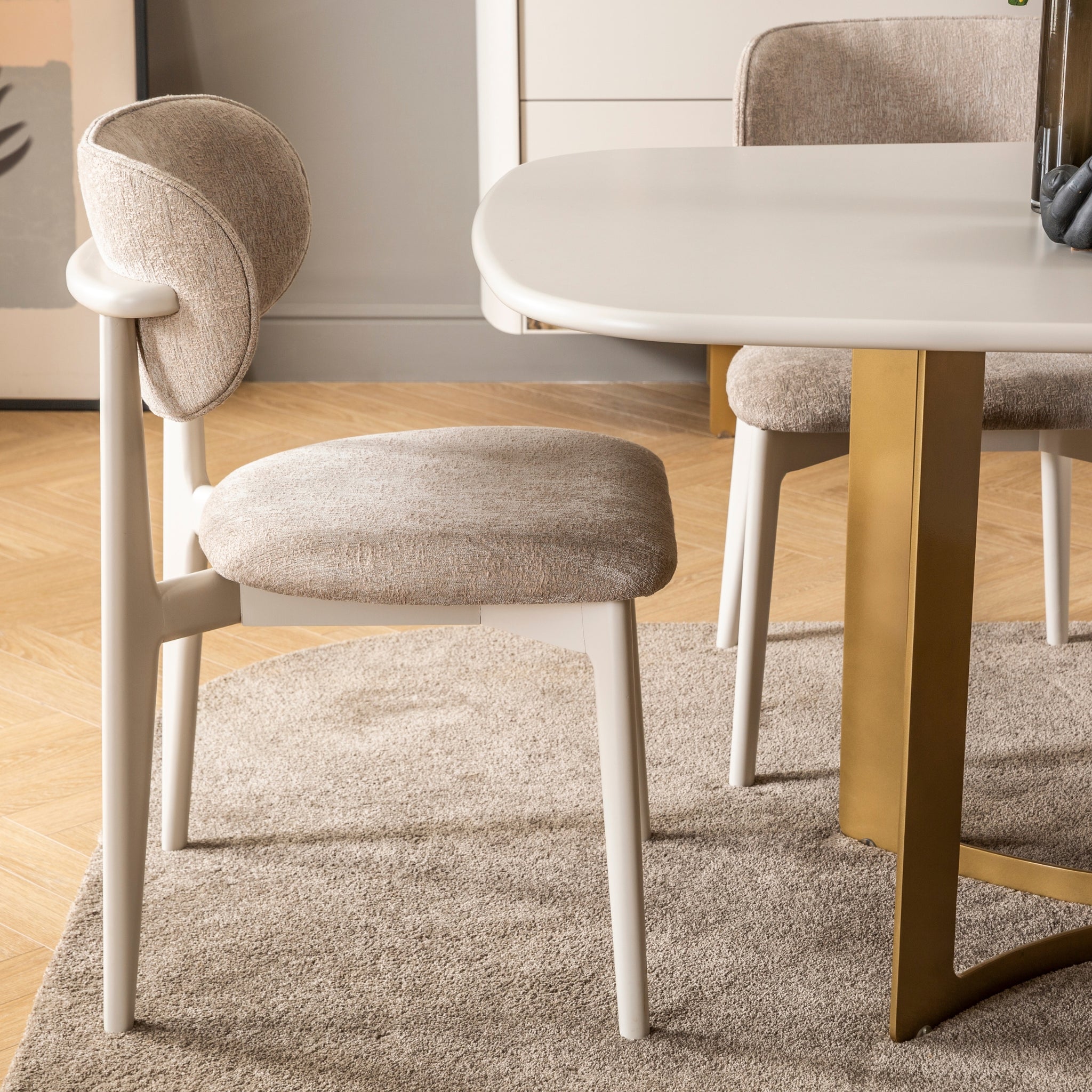 Трапезна маса Piedra