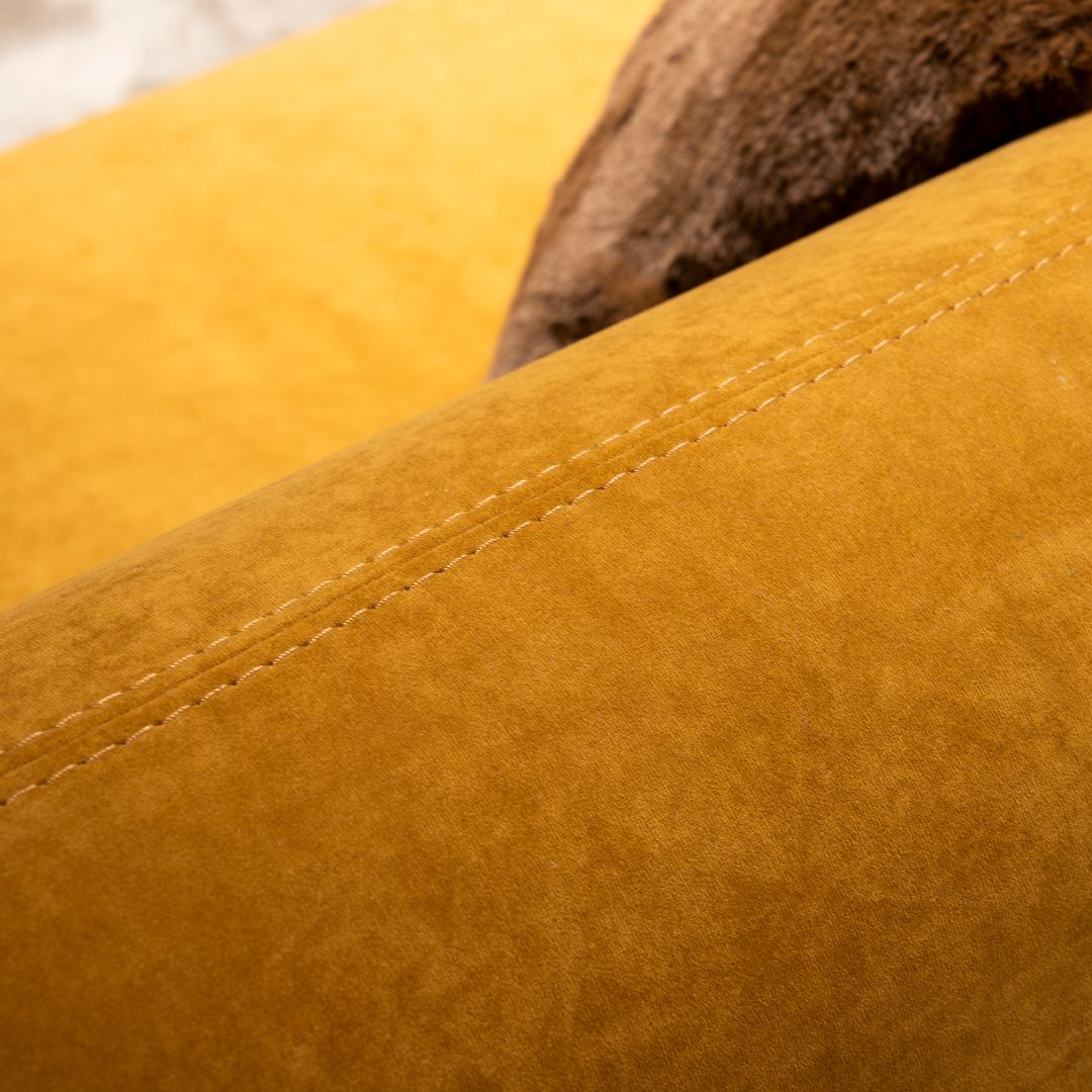 Прав диван Point