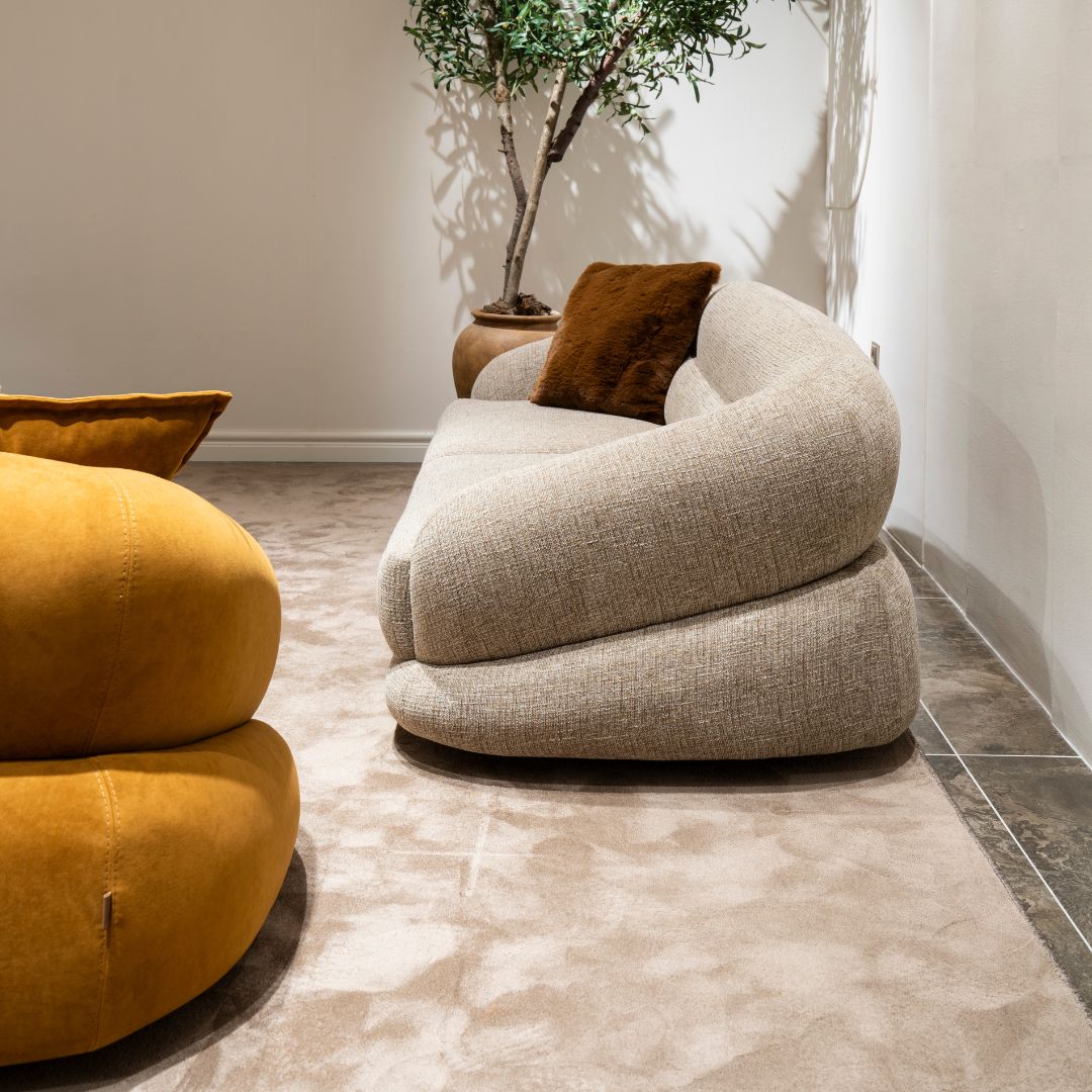 Прав диван Point