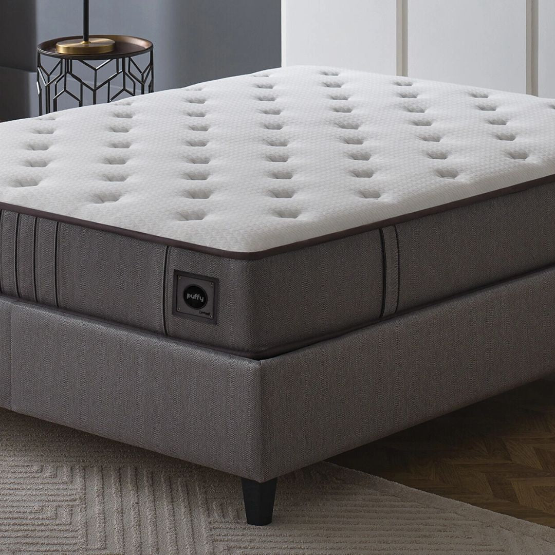 Self Comfort New матрак от Puffy с покет пружинна система и твърда повърхност