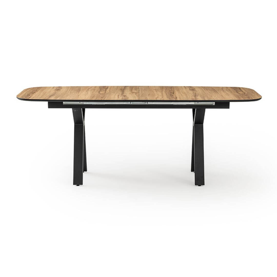 Гледка отгоре към трапезна маса Sevilla, подчертаваща правоъгълната форма и широката използваема повърхност на плота.