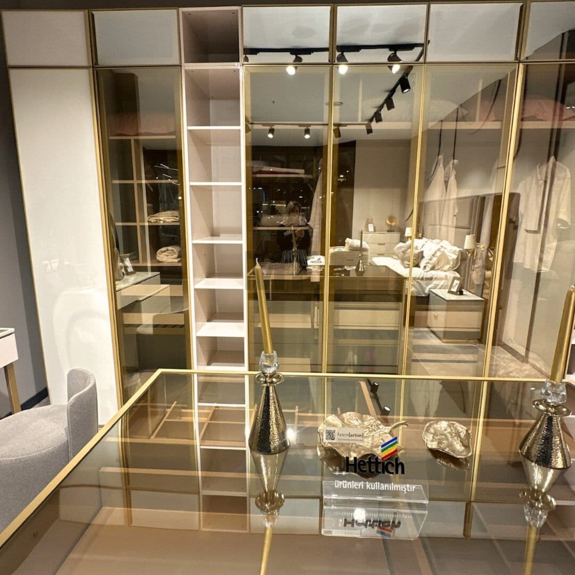 Модулен гардероб Kapadokya с надстройка
