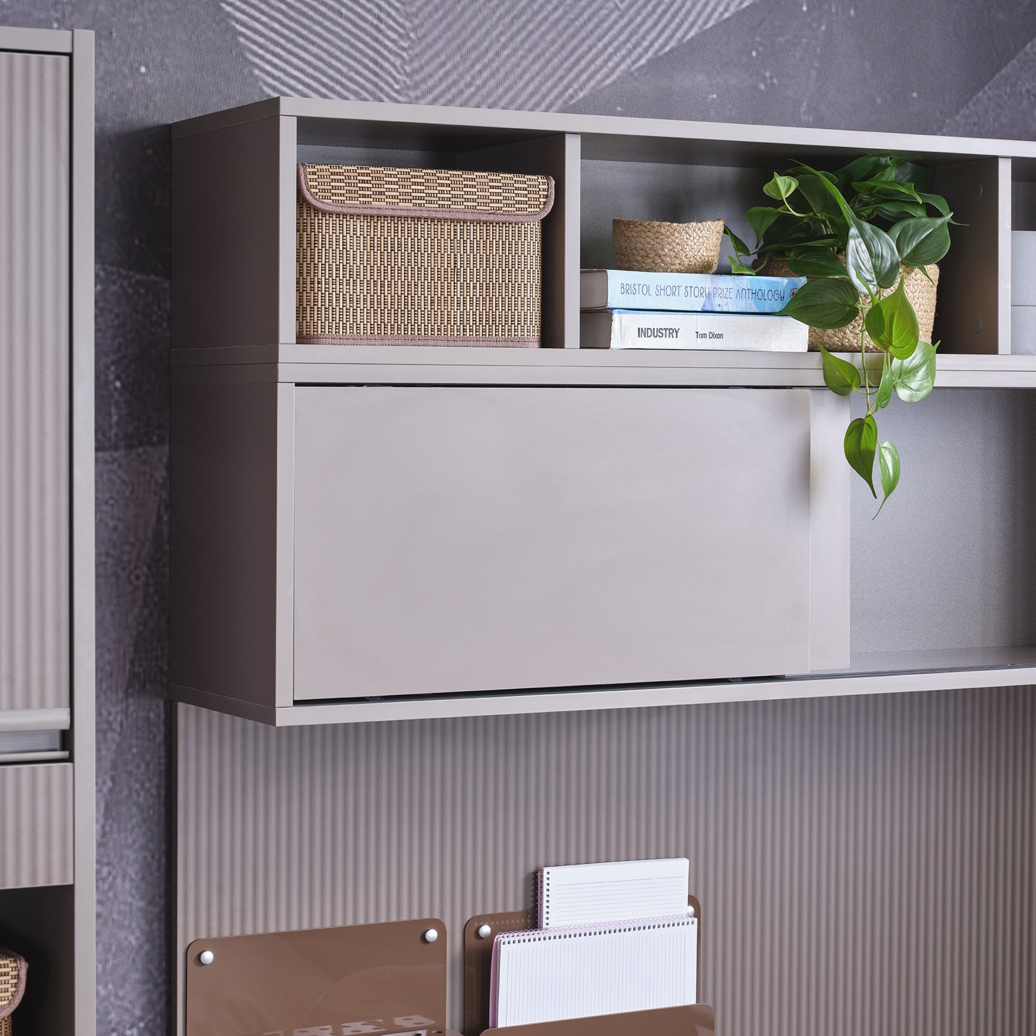 Надстройка за бюро Shadow