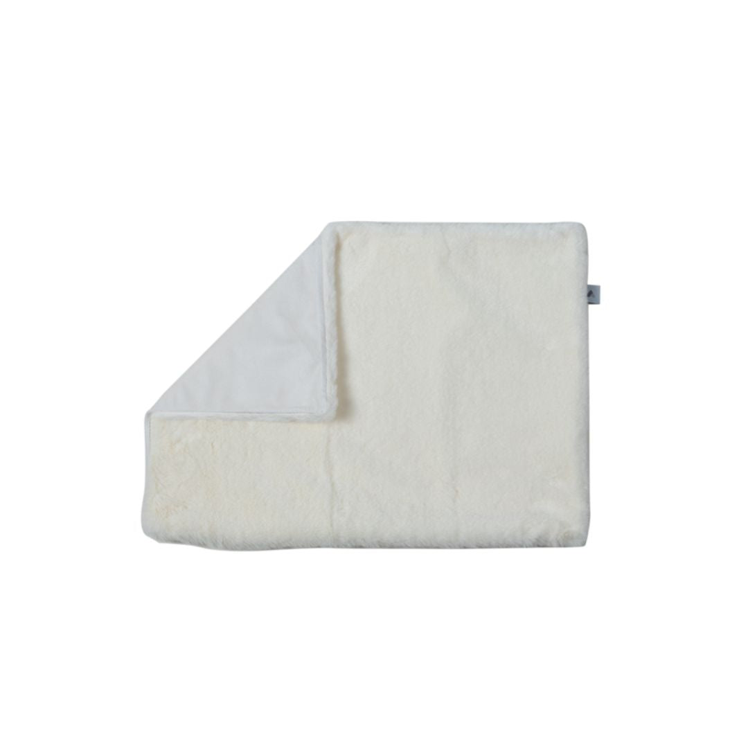 Калъфка за възглавница Soft Ekru 35×50 см, 100% полиестер, без вътрешен пълнеж.