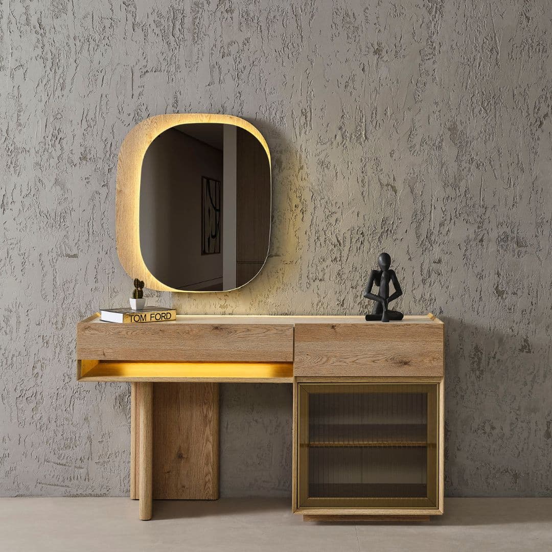 Тоалетка с огледало Anka в модерна спалня с подреден плот.