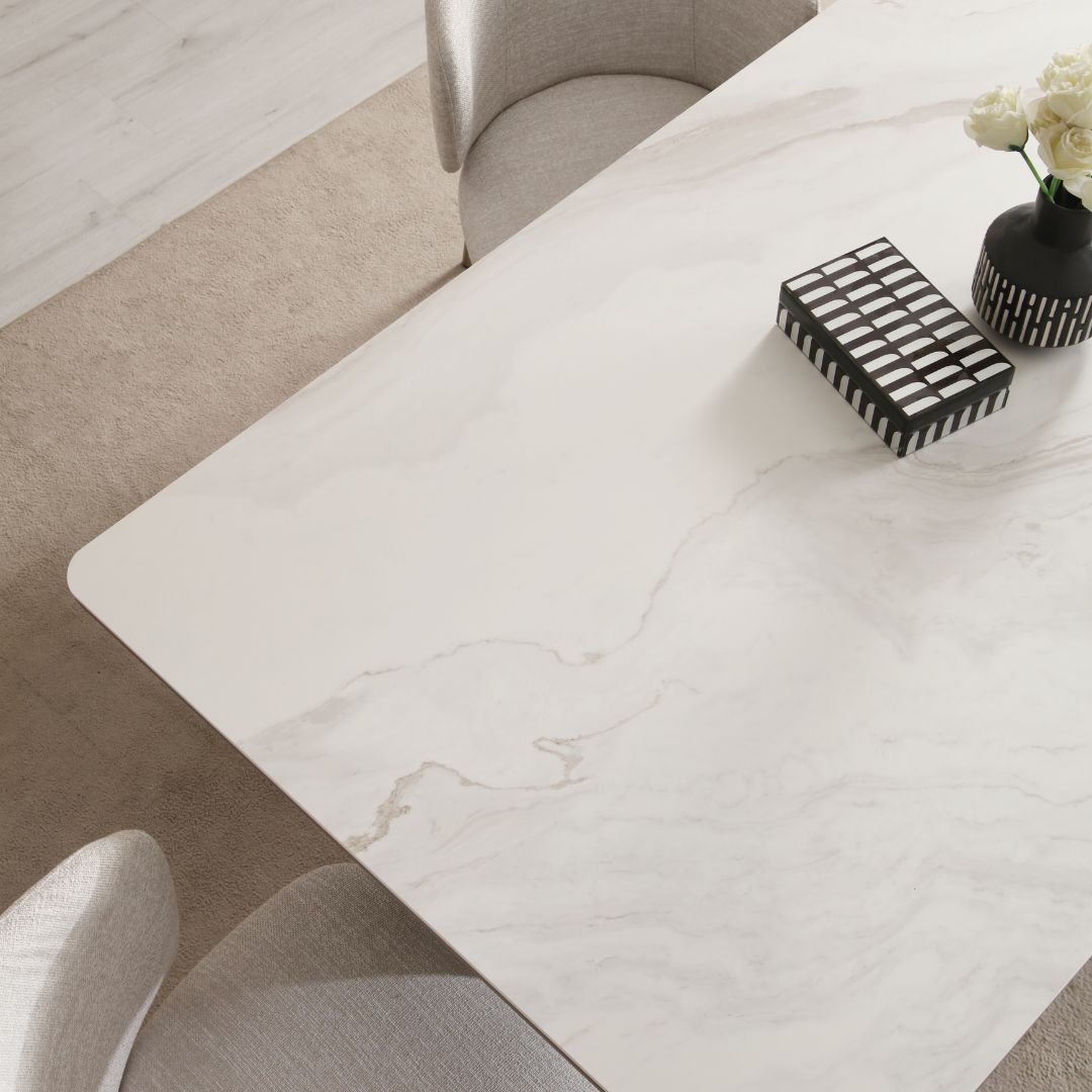 Трапезна маса Colt