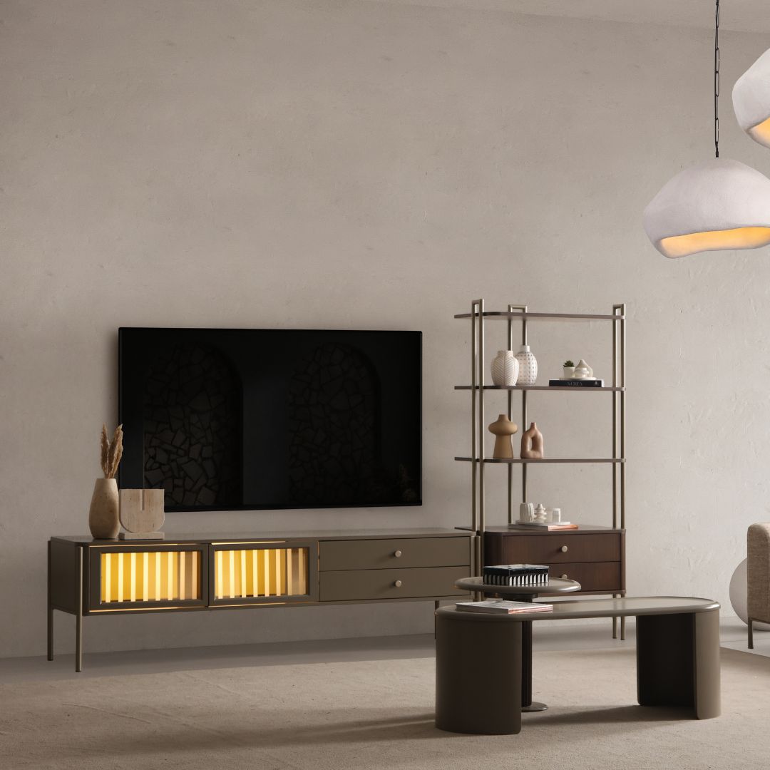 Съвременен хол с ТВ шкаф Colt, масичка и библиотека от серията Colt, поставени пред телевизор.